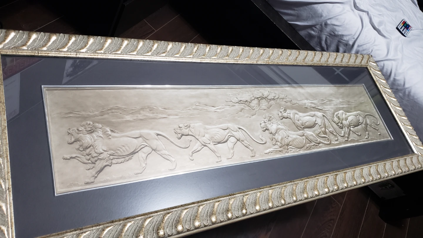 47 Inch Panoramic Portrait of Lions - photo 3