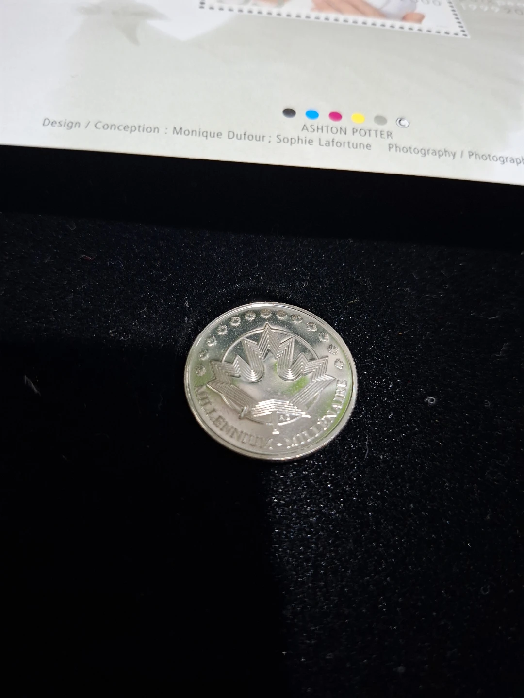 Canada Millennium 2000 Coin and Stamp Set - photo 3