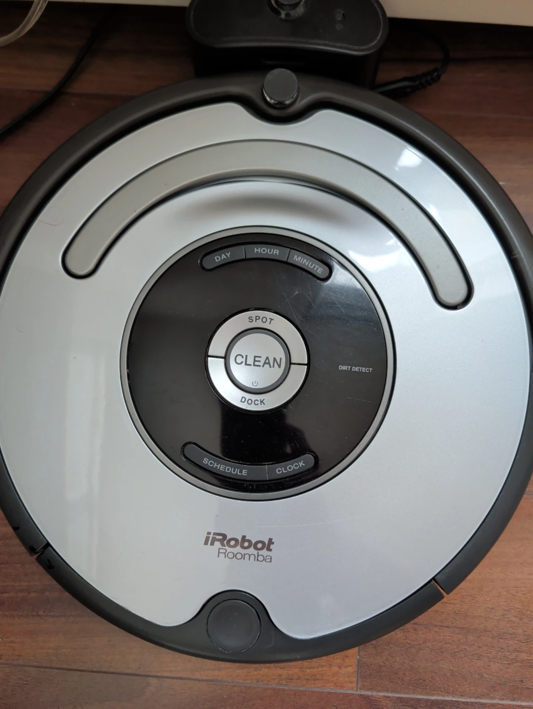 iRobot Roomba 655 Robot Vacuum - photo 2