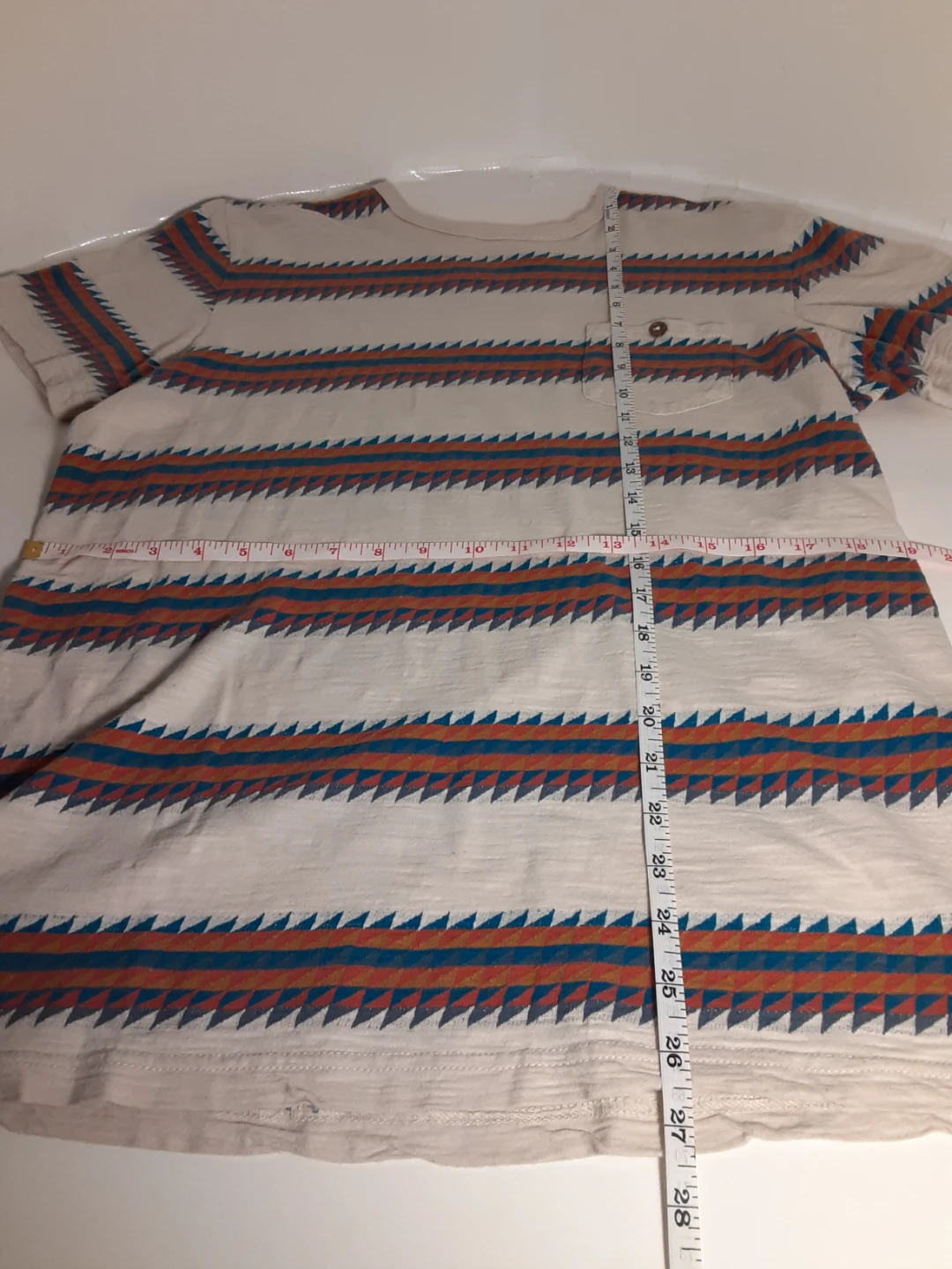 Short Sleeve T-Shirt w/Geometric Pattern | S: L/G - photo 3