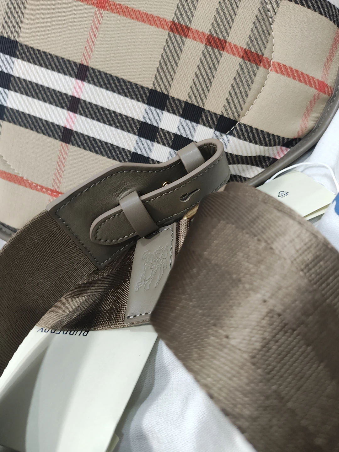 Burberry Nova Check Shoulder Bag - photo 4
