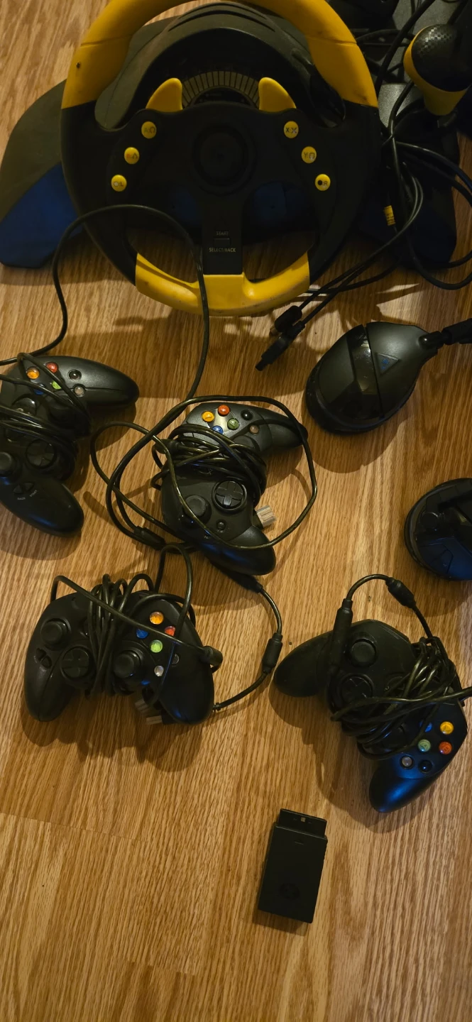 Moded Xbox Console Bundle - photo 4