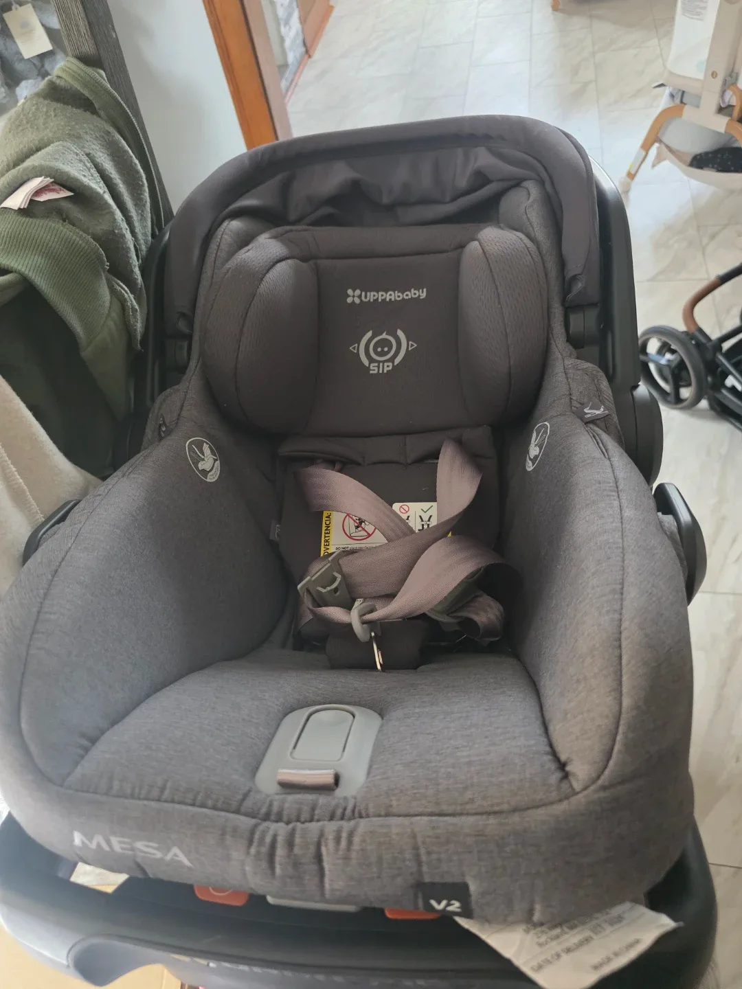 UPPAbaby MESA V2 Infant Car Seat - Gray