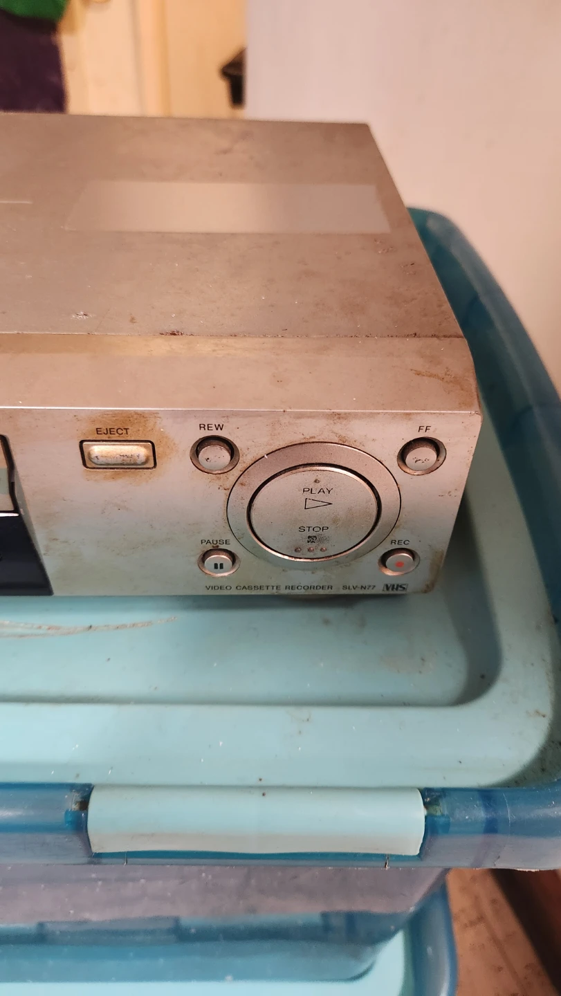 Sony SLV-N77 VHS Video Cassette Recorder - photo 3