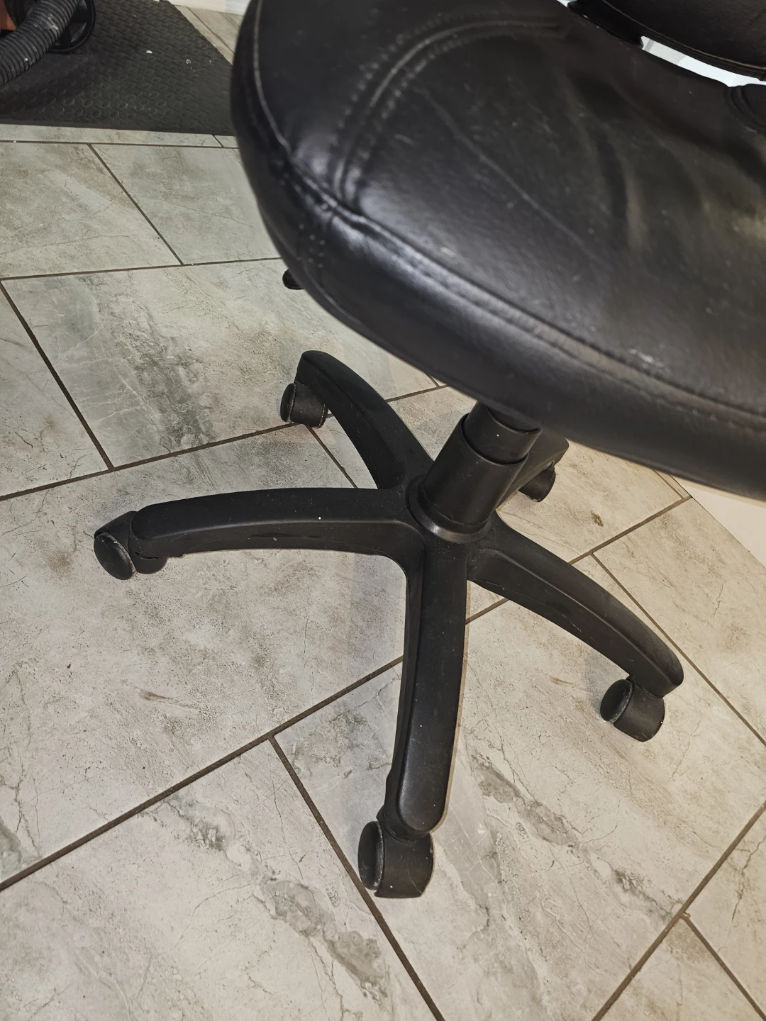 Black Faux Leather Office Chair with Wheels - photo 4