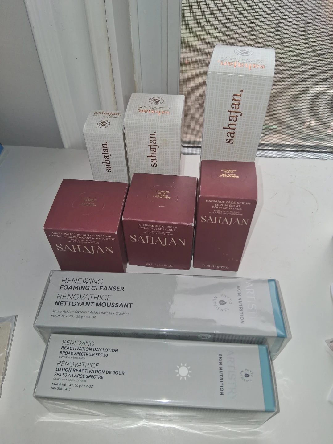 Sahajan Skincare Set and artistry skinutrition