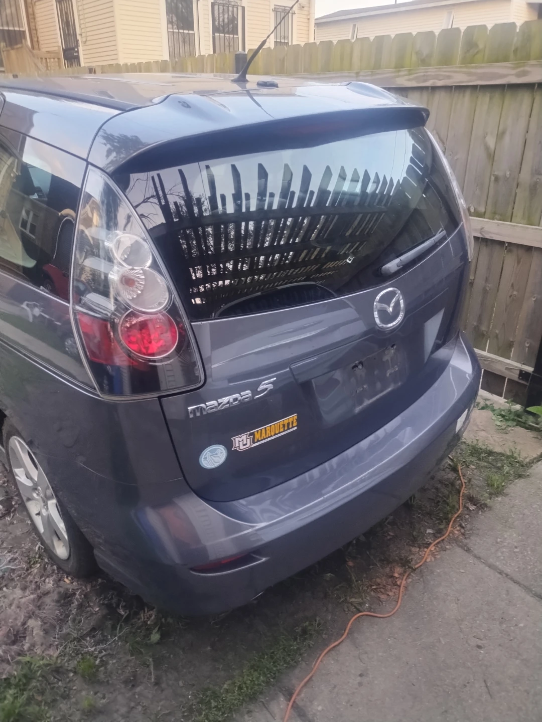 Mazda 5 Minivan - photo 5