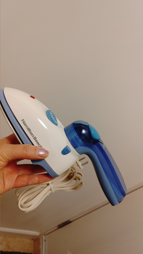 Hamilton Beach Travel Mini Iron - photo 2