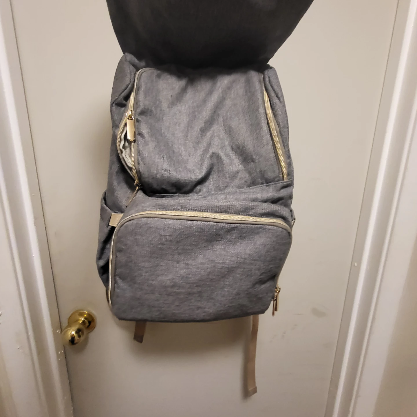 Conlake Grey Backpack Like New - photo 2