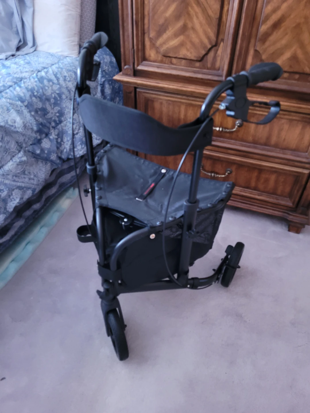Walk Mate - 3 Wheel Rollator Walker