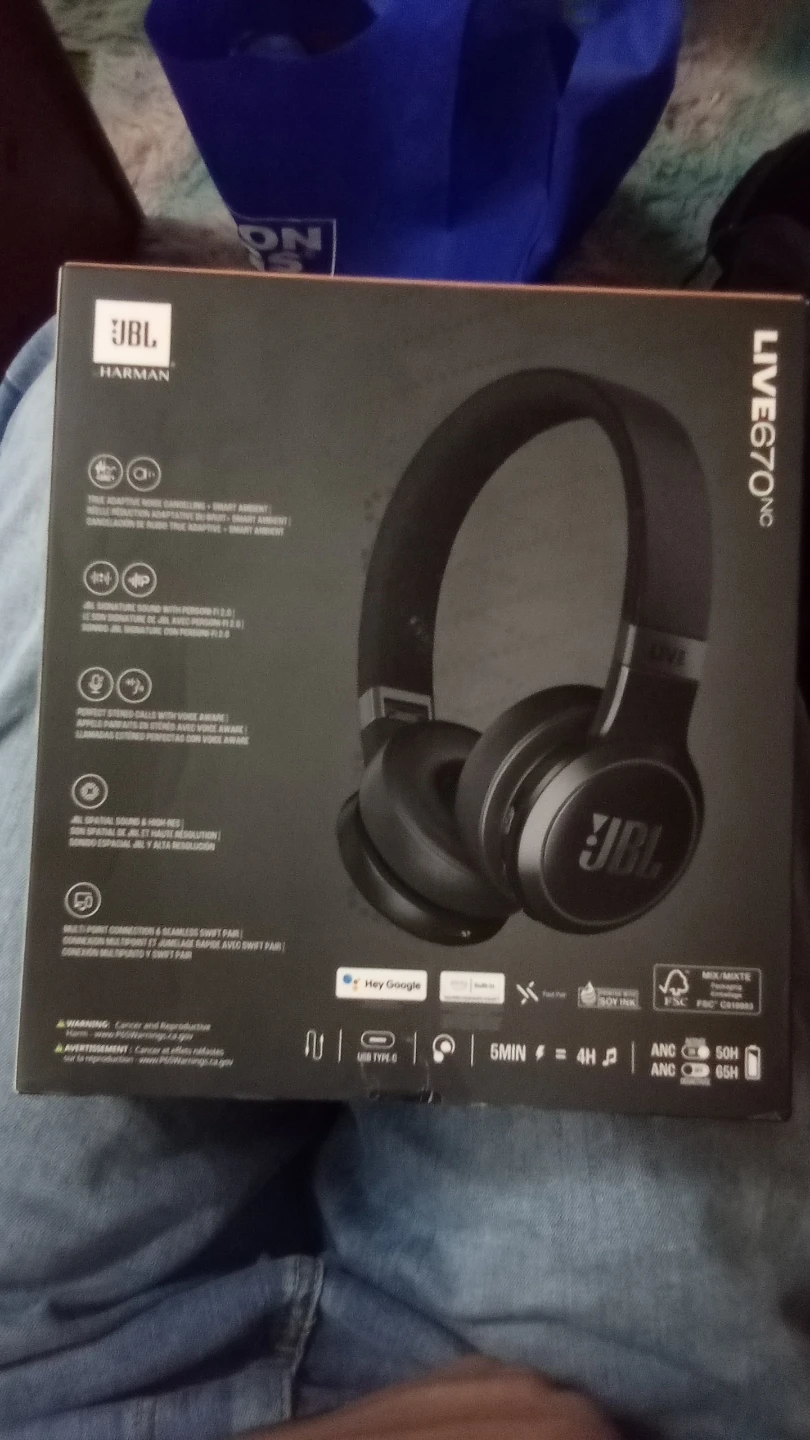 JBL Live 670NC Wireless Noise Cancelling Headphones - photo 2