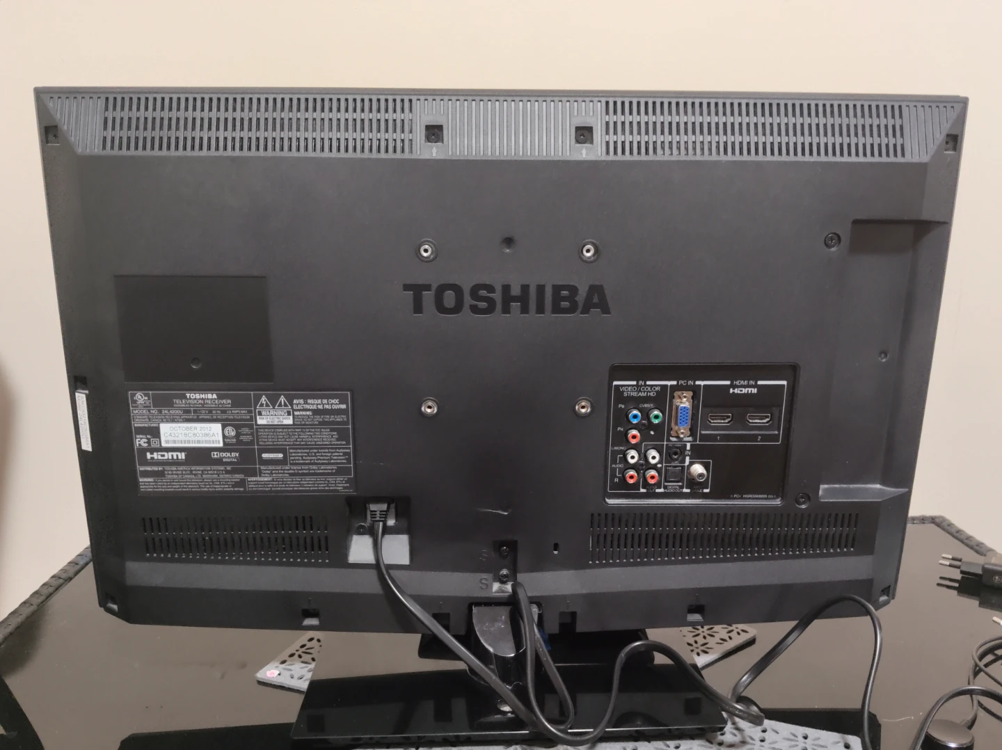 Toshiba 24" Television - photo 2