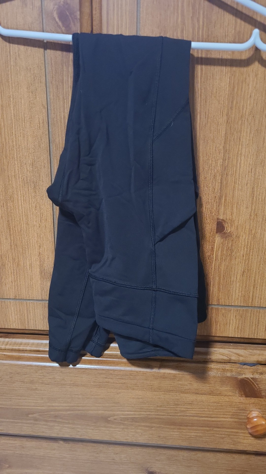 Black Lululemon Align Leggings