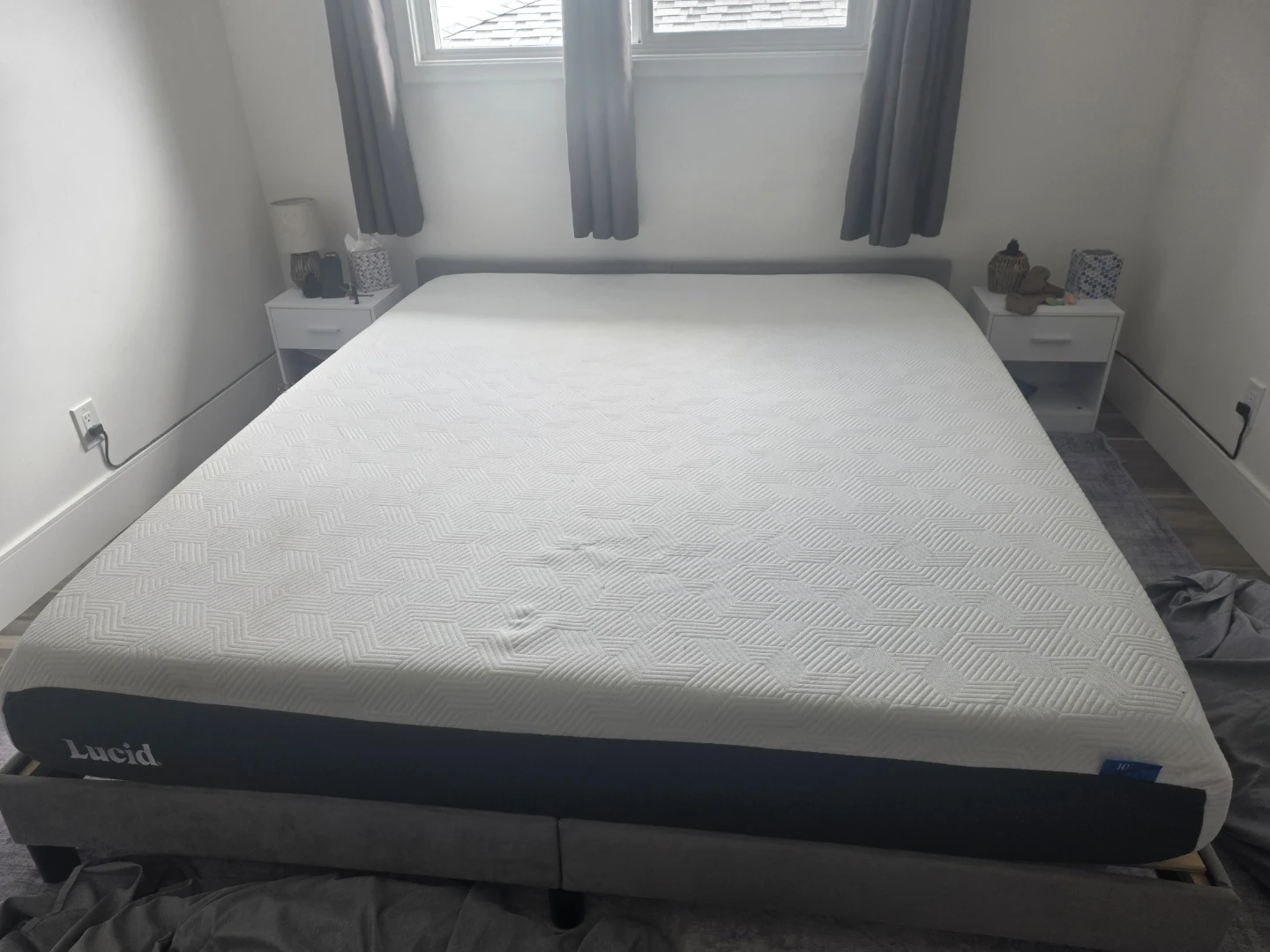 Lucid memory form king california Mattress + bed frame
