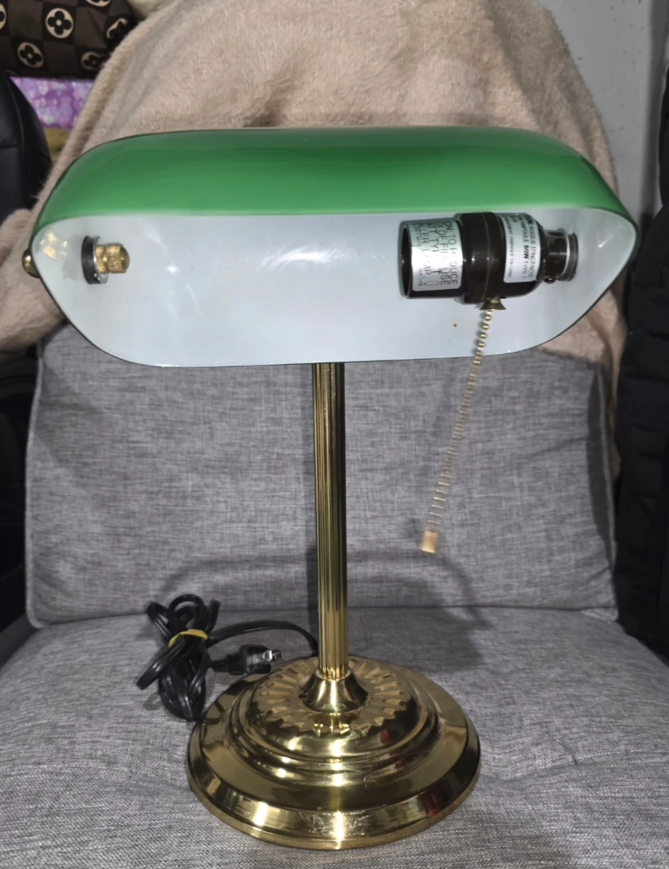 Portable Banker's Lamp with Green Shade - photo 4