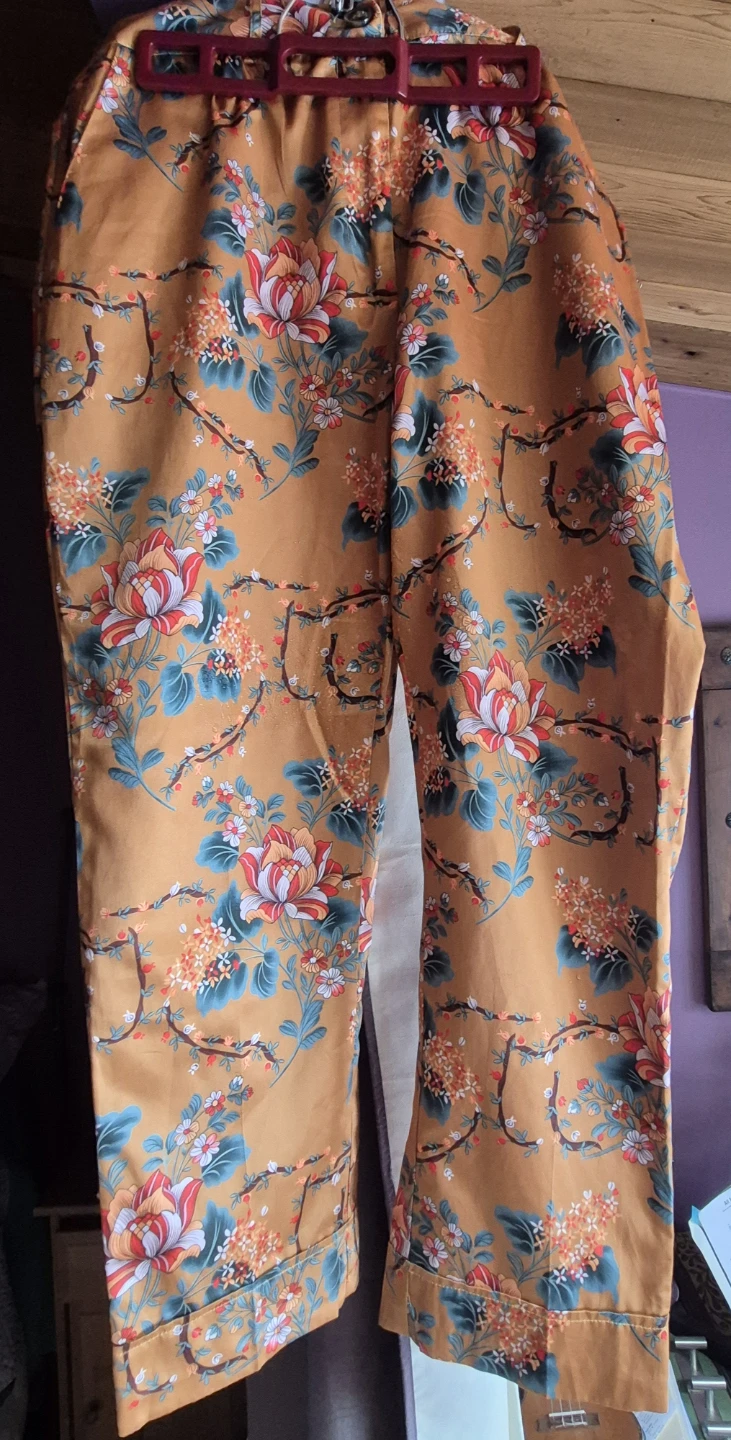 Women's Floral Pattern Pants