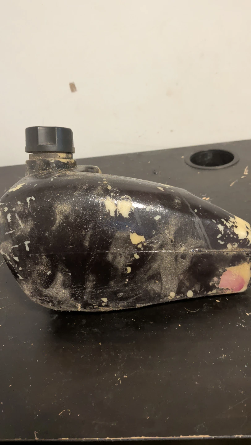 Black Plastic Fuel Tank - photo 4