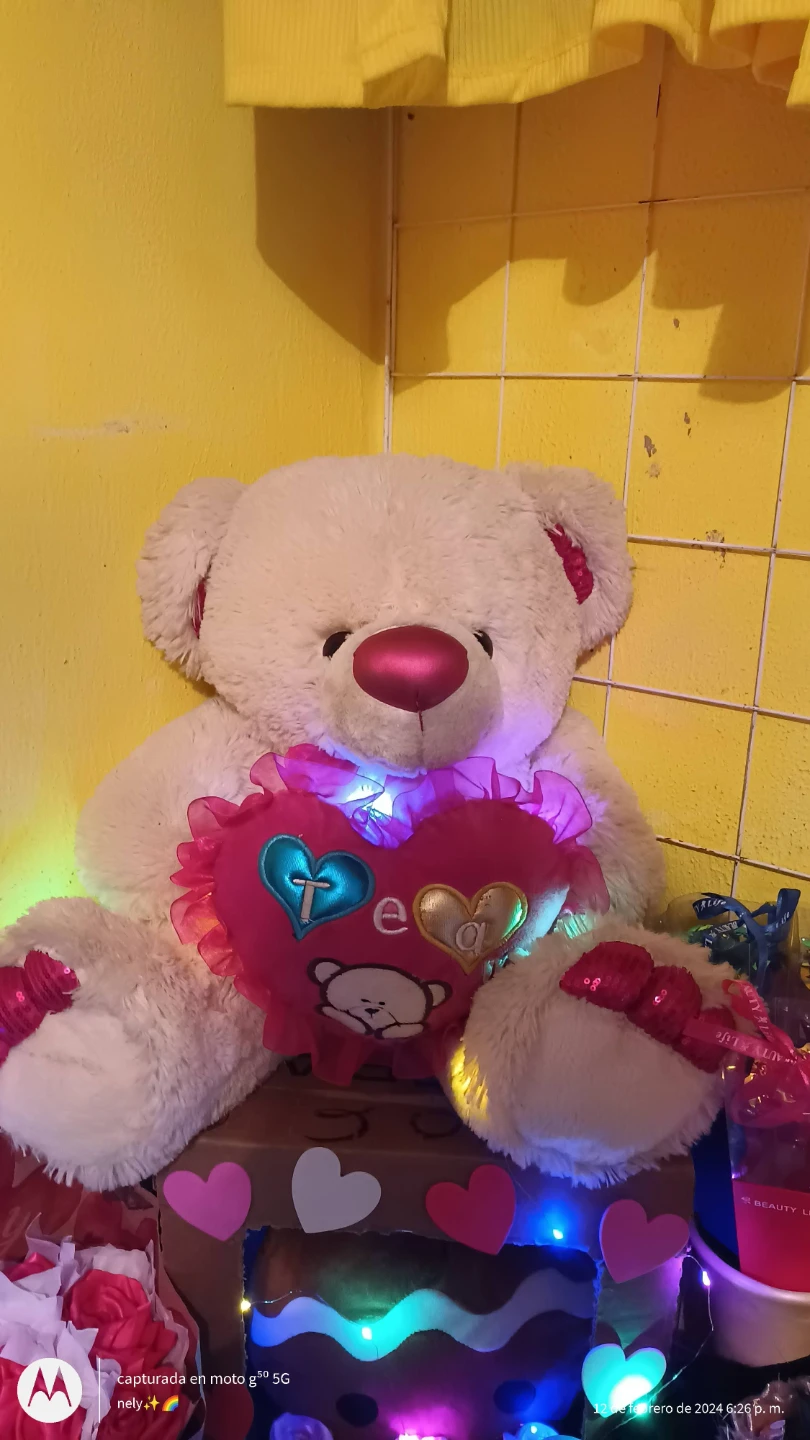 White Teddy Bear with Heart Pillow - photo 2