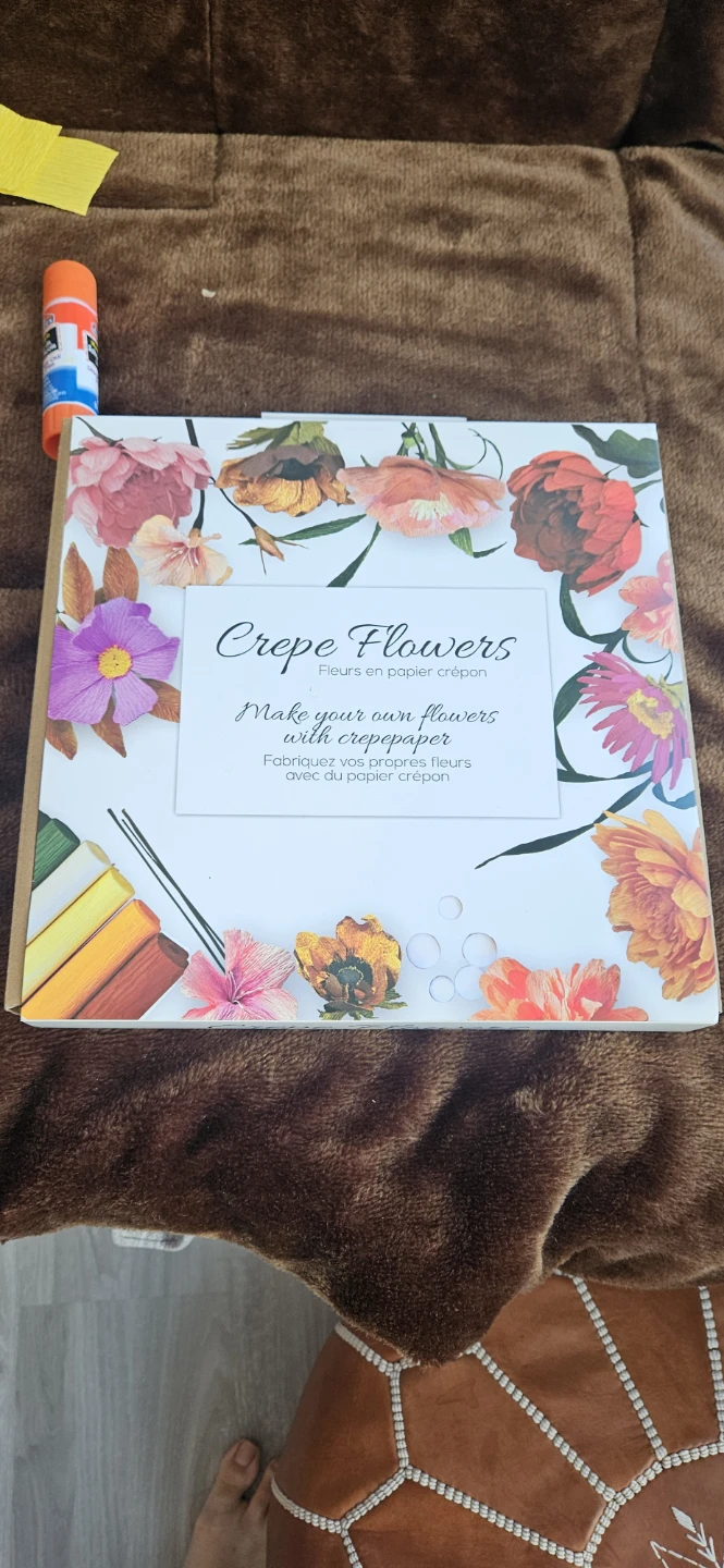 Crepe Flowers Kit