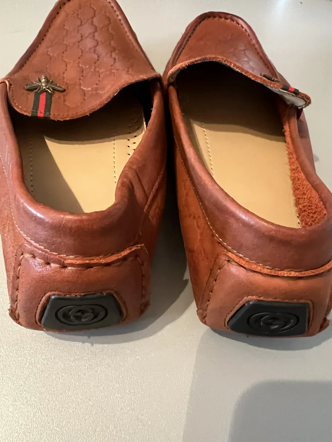 Gucci Brown Leather Bee Loafers Size 43 - photo 4