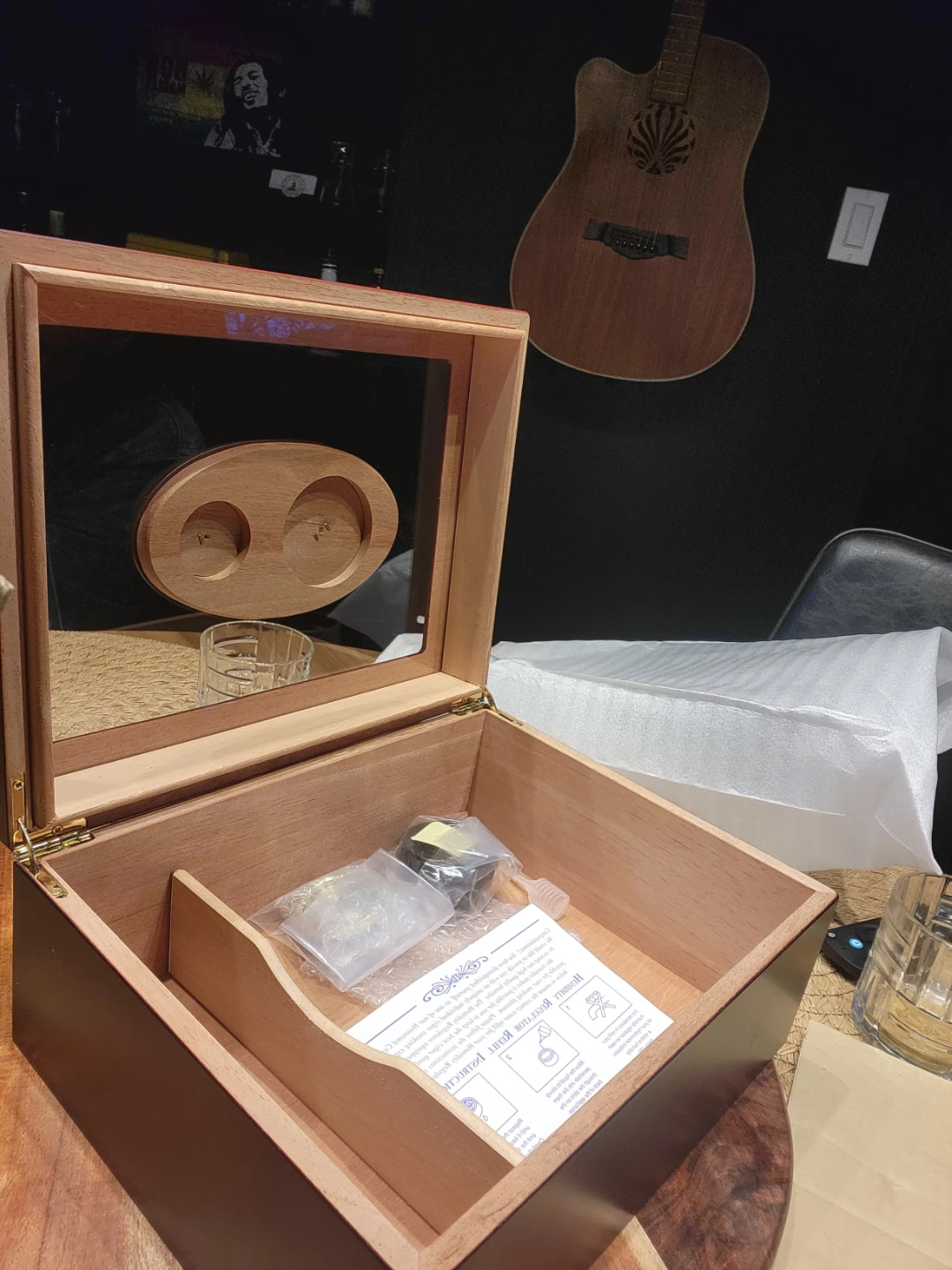Wooden Cigar Humidor Box - photo 2