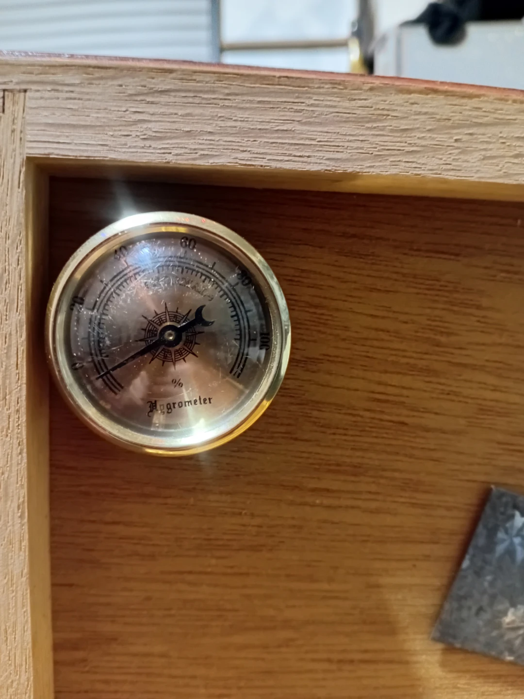 Wooden Humidor with Hygrometer - photo 4