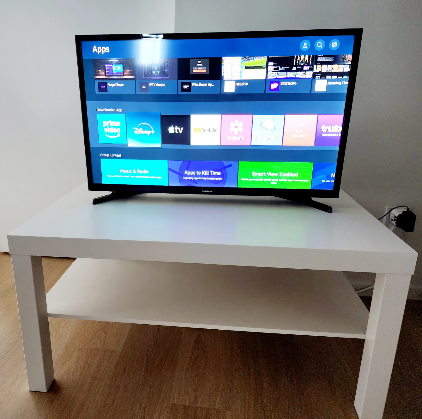 Samsung HD Smart TV 32 inch