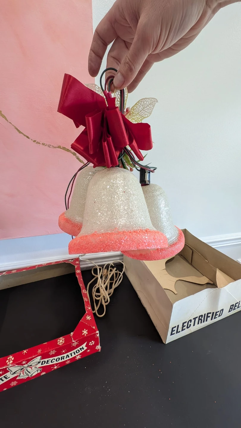 Vintage Ringalite Electrified Bells Christmas Decoration - photo 4
