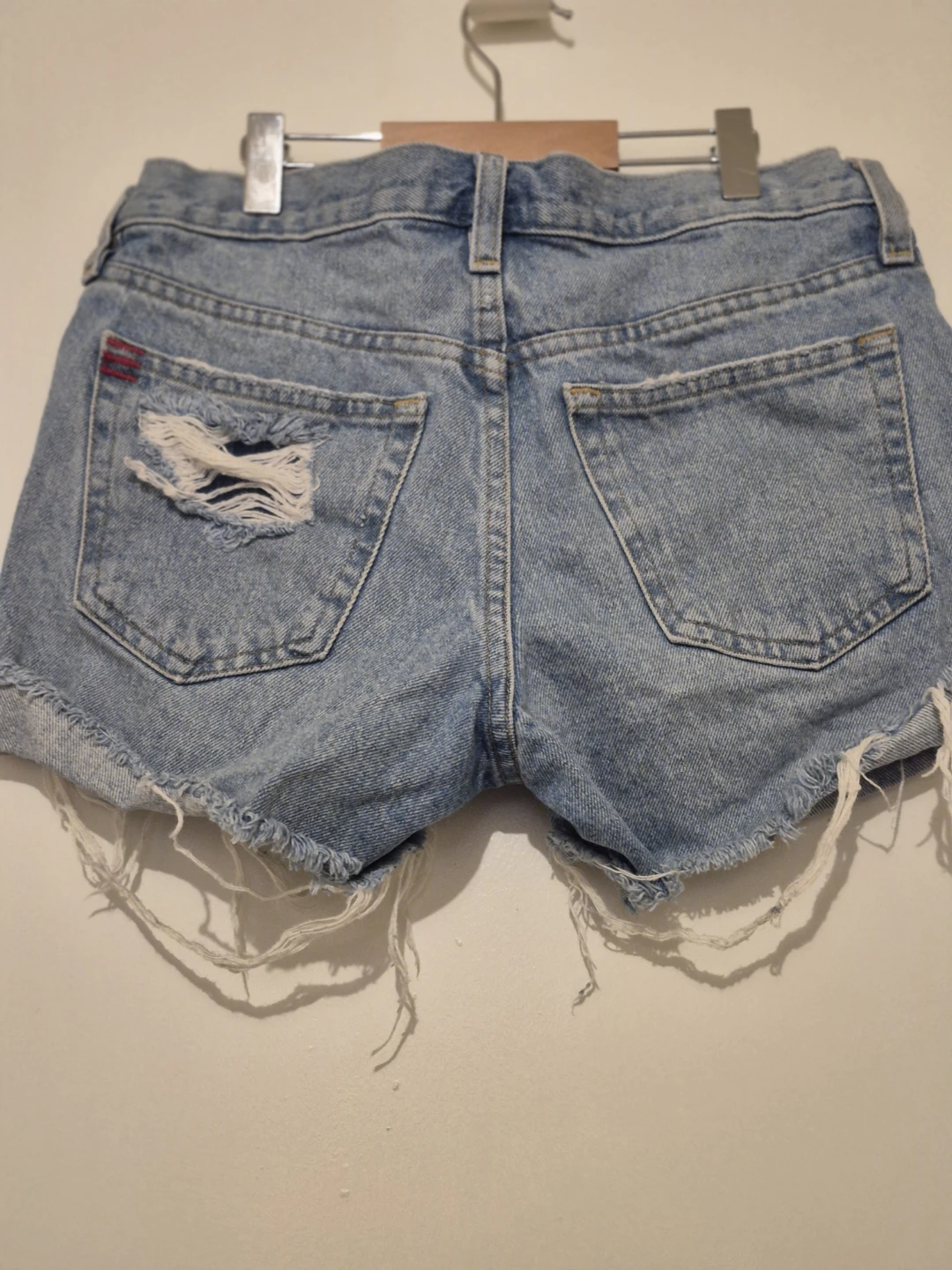 BDG Denim Distressed Cutoff Shorts Size 24 - photo 2