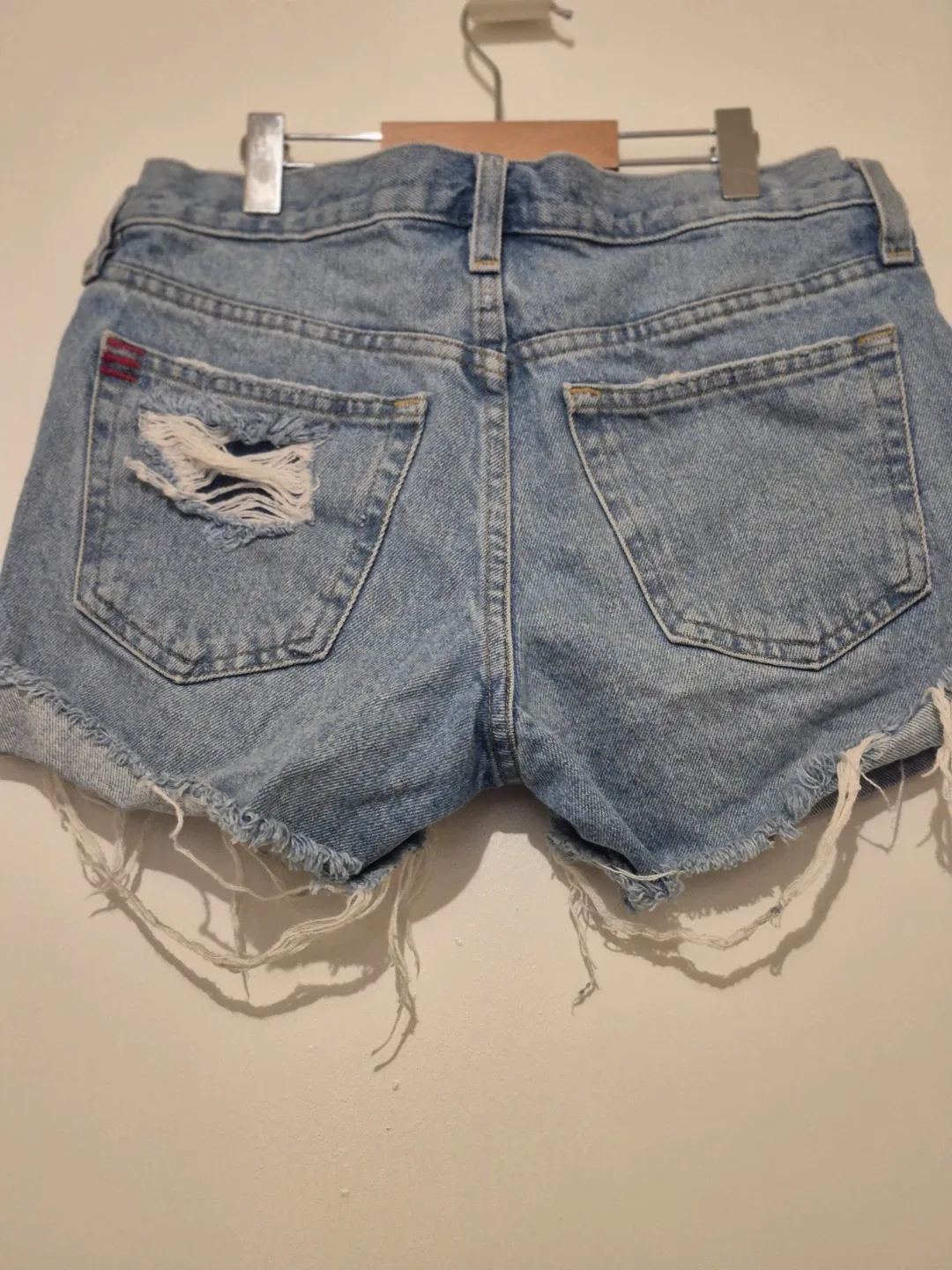 BDG Denim Distressed Cutoff Shorts Size 24 - photo 2