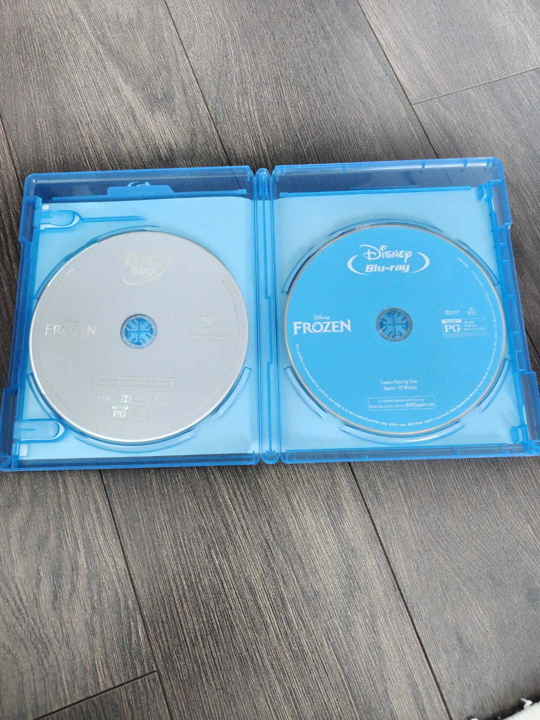 Disney's Frozen Collector's Edition Blu-ray + DVD - photo 2