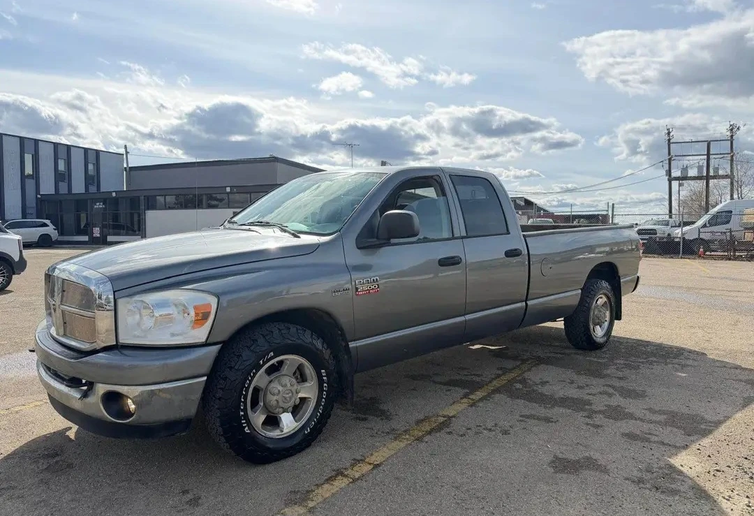 2009 Dodge RAM 2500 SLT 2WD ONLY 21,566 KM - photo 2