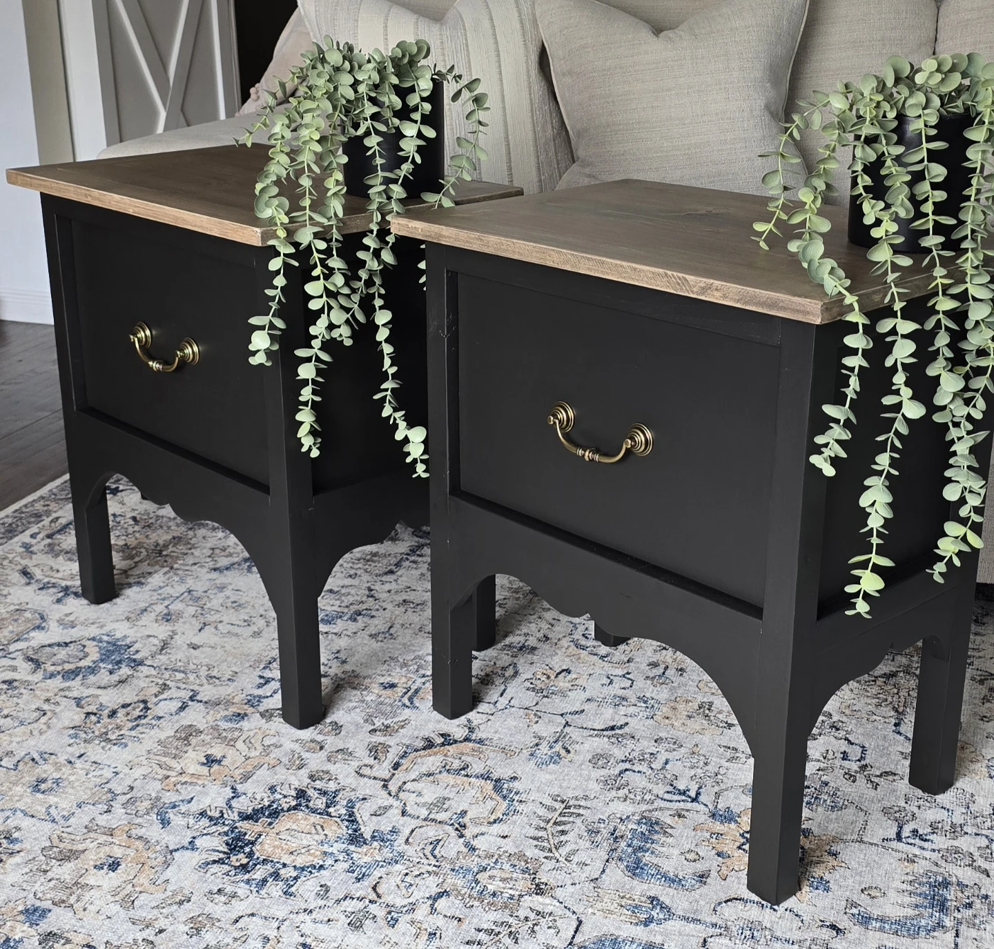 Gorgeous handmade farmhouse end tables. - photo 2