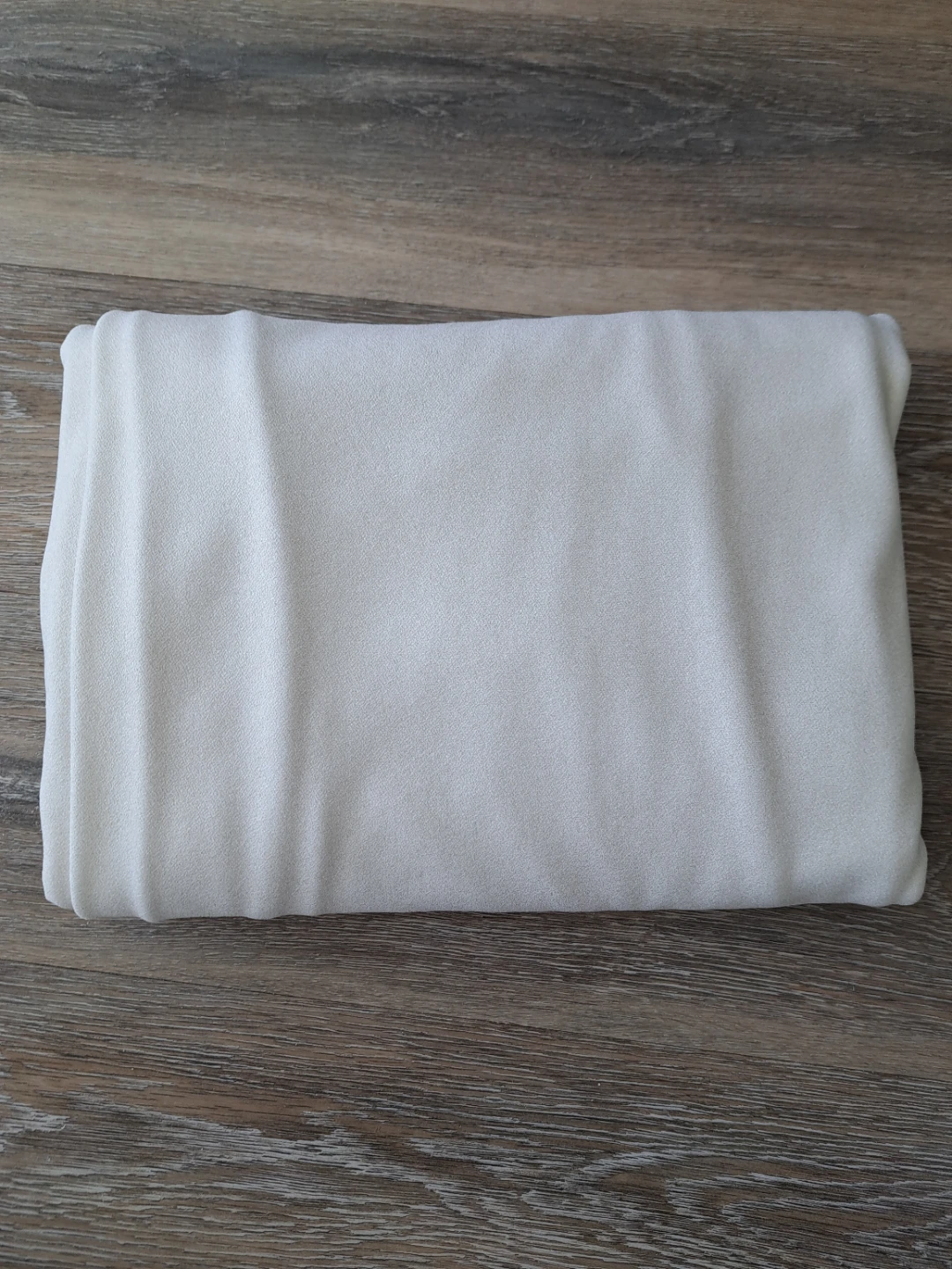 3.40M L X 1.50M A. Sparkly White Fabric Elástica.