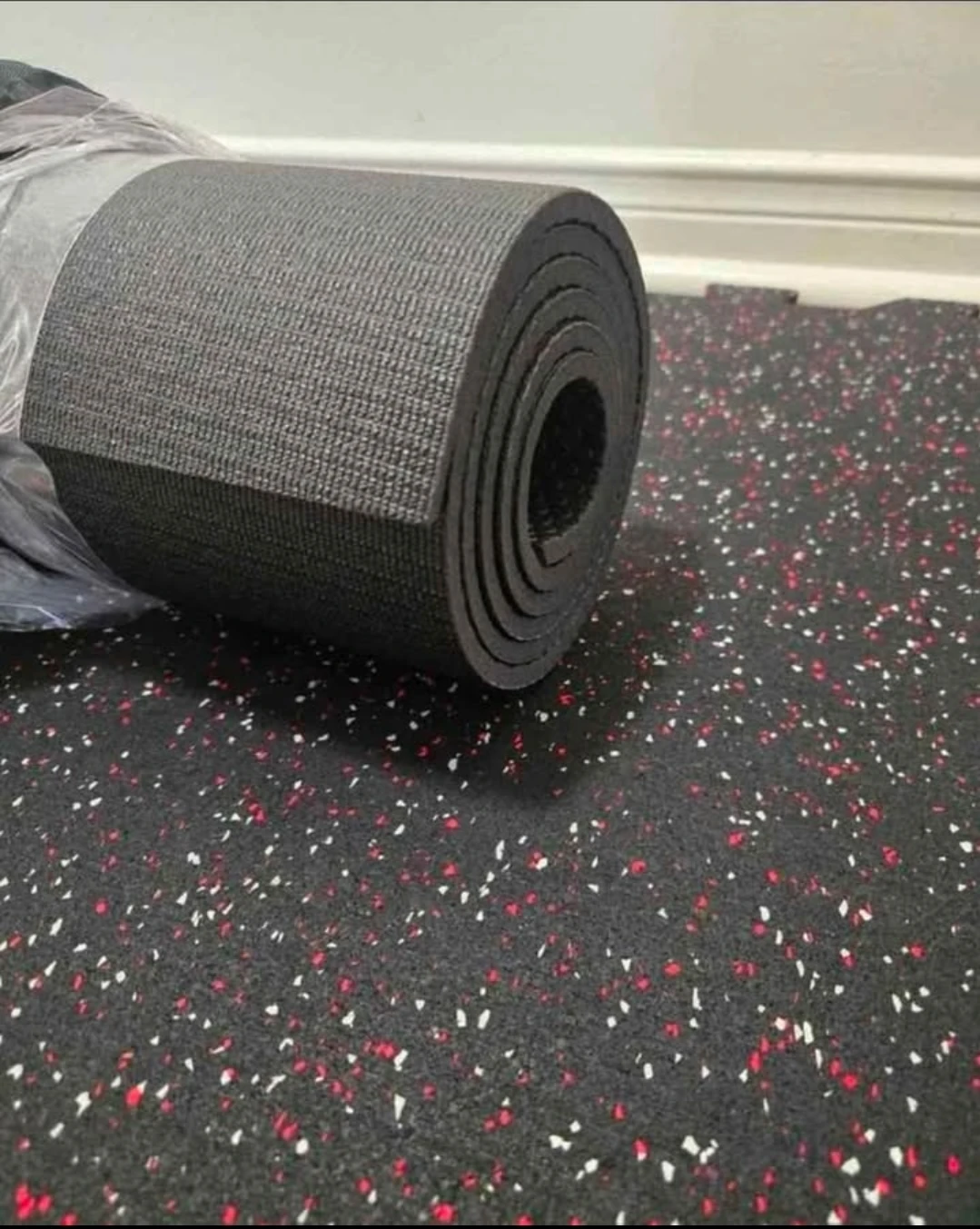 6ft x 4ft premium large exercise mats - New!!