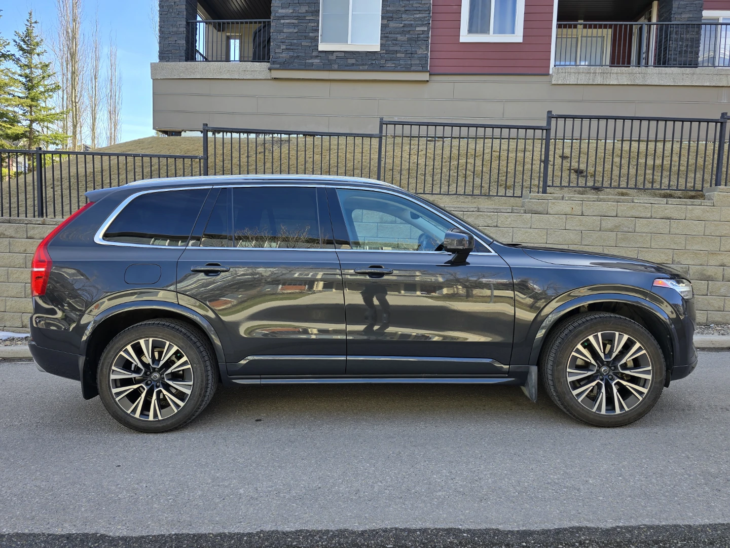 2021 Volvo XC90 T6 AWD - photo 2