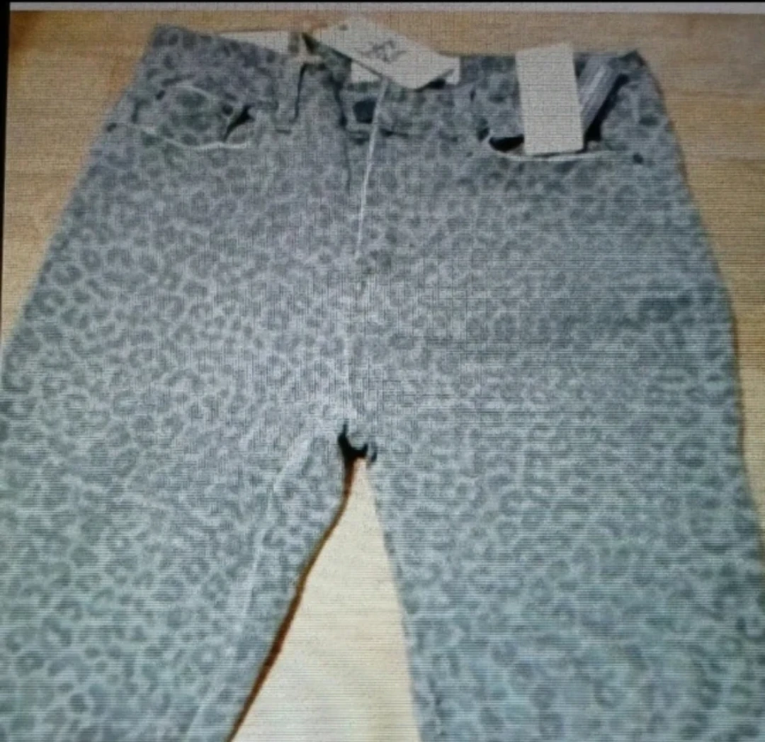 NEW!  Indigo Rein Animal Print Stretch Jean's🌱