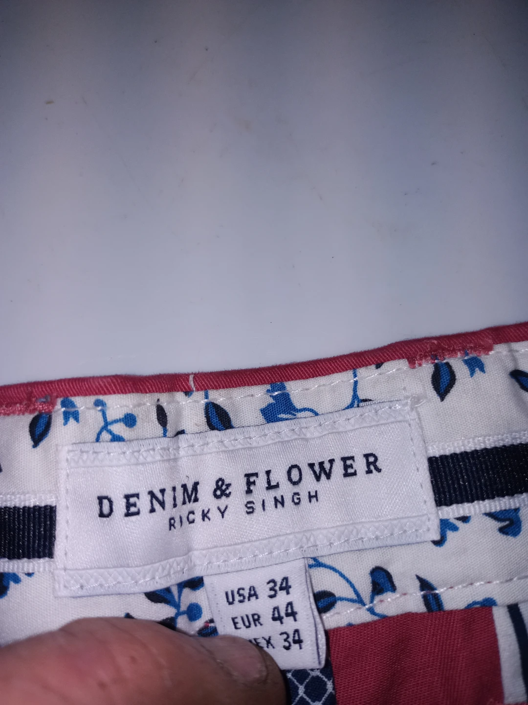 Women's Shorts - Size 34 - photo 2