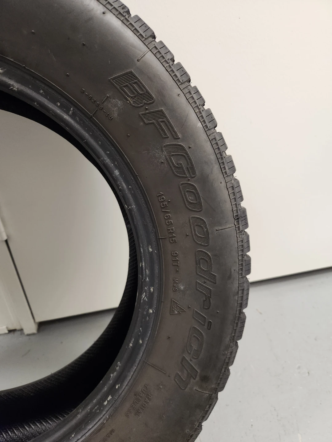 BFGoodrich 195/65R15 91T Tire - photo 5
