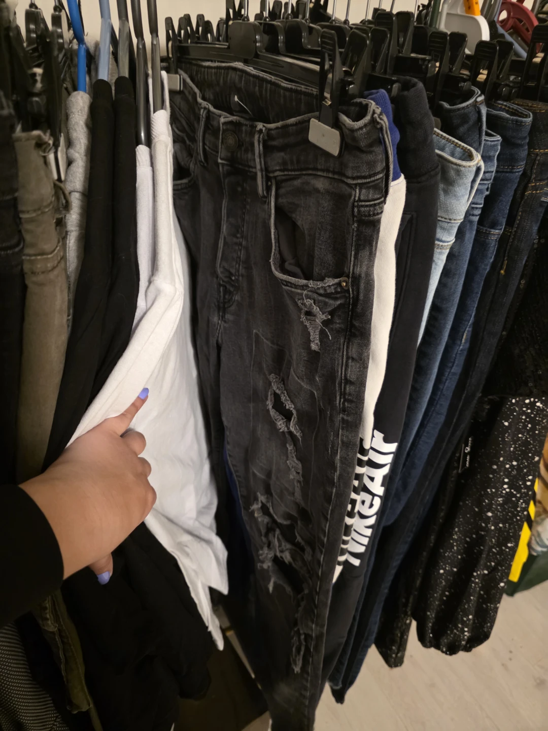 Clothes - mens and womens - photo 3