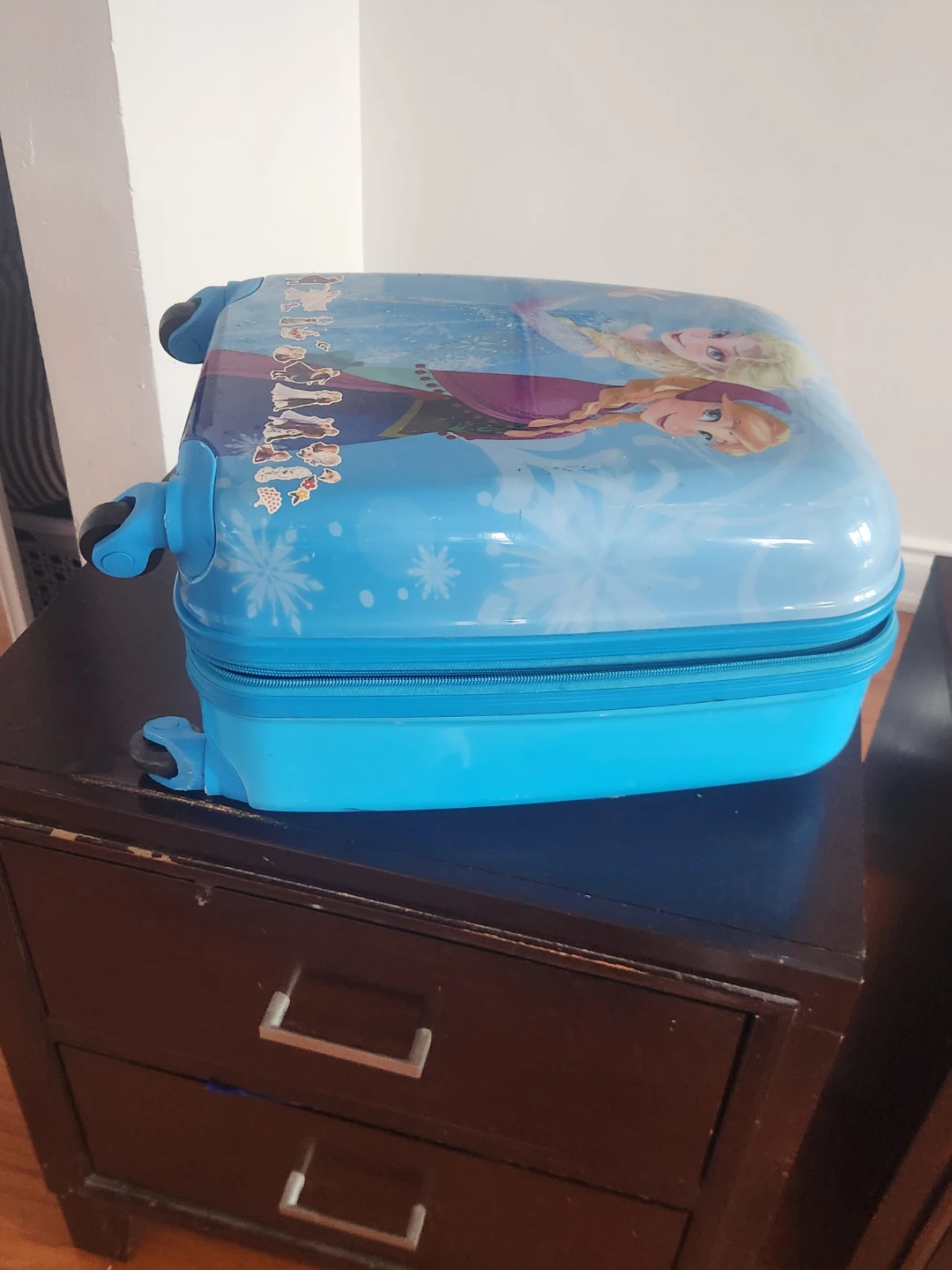 Kids Frozen Rolling Suitcase $35 - photo 2
