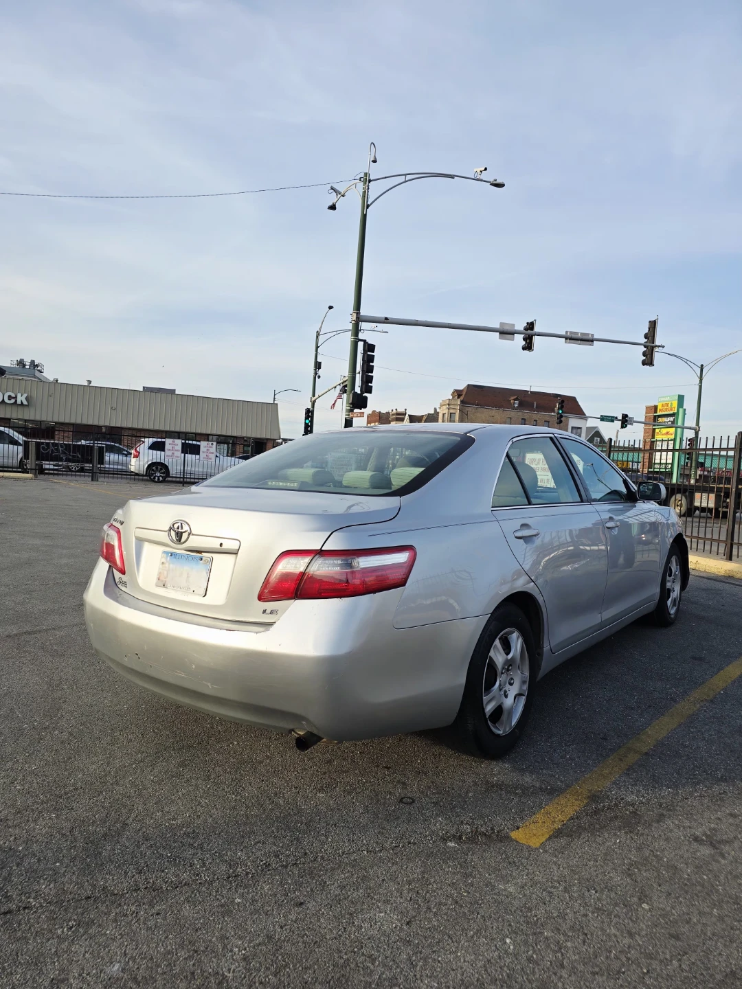 2007 Toyota Camry ■ Sport LE Sedan 4D - photo 4