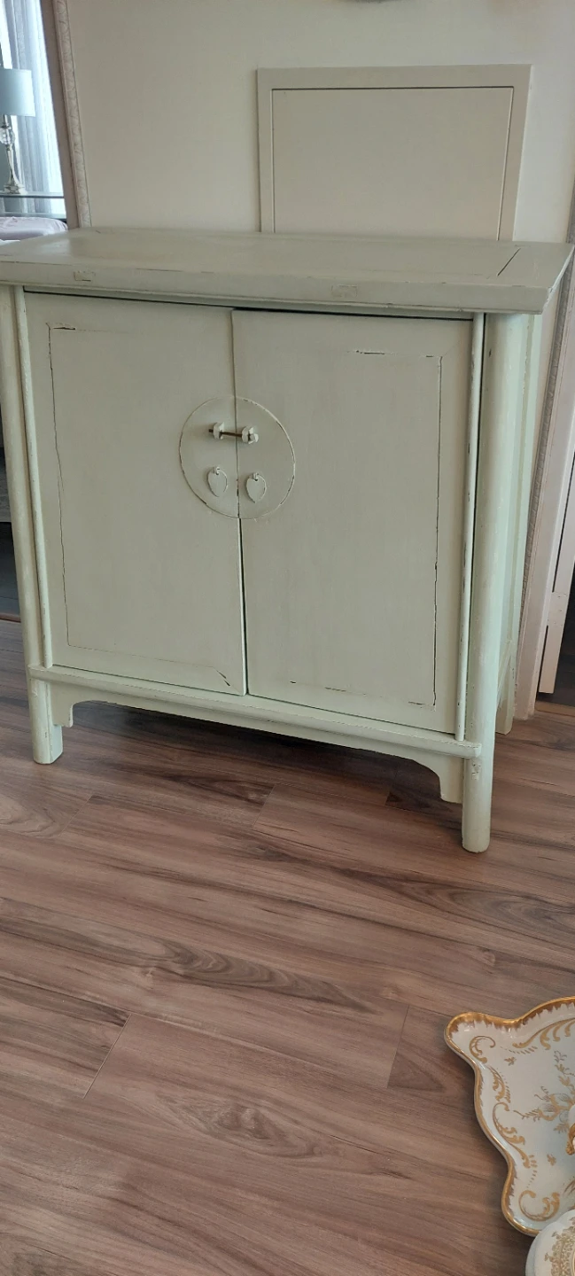 MUST GO!  100.00 clear out