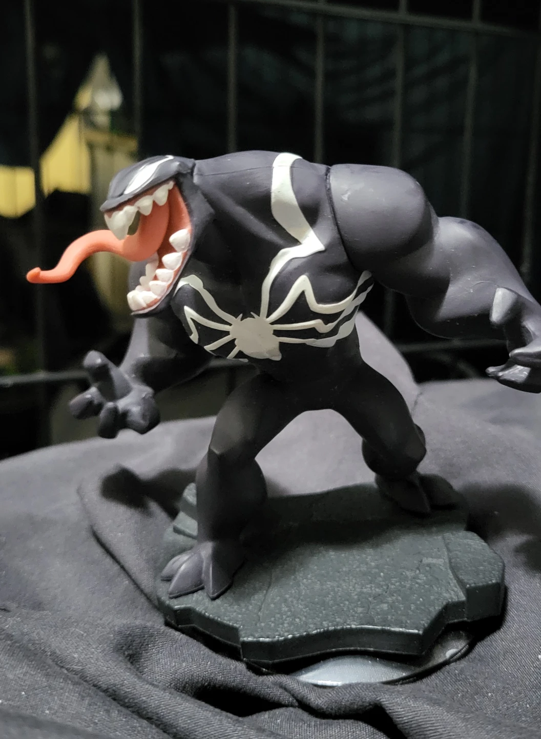 Disney Infinity 2.0 Marvel Venom Figure - photo 4