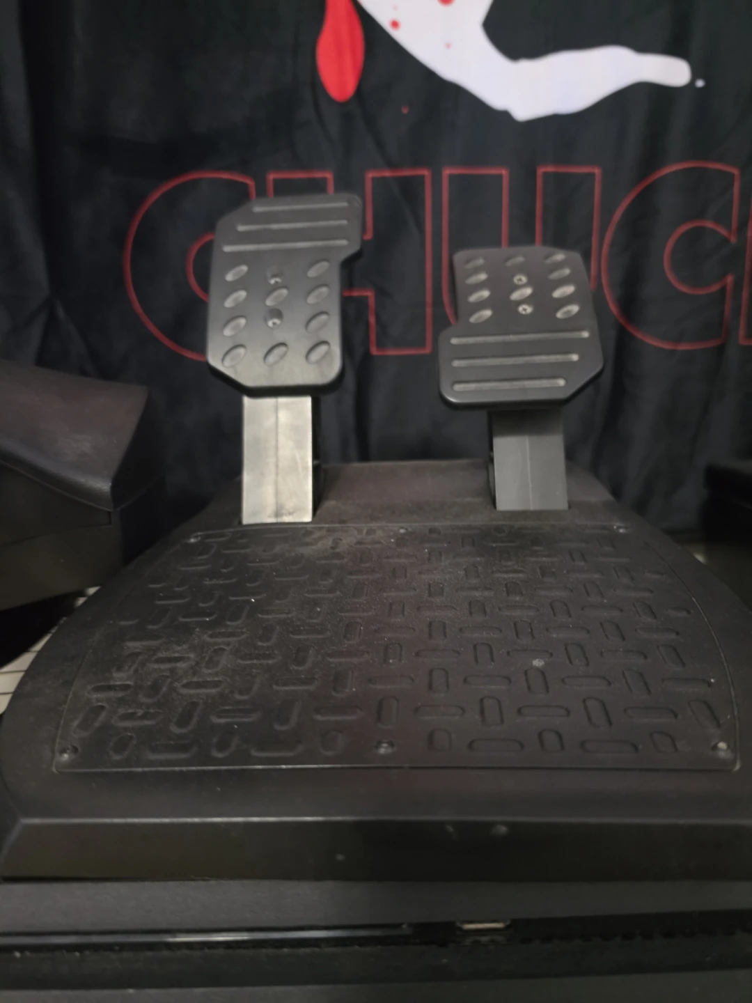 Ferrari Racing Wheel & Pedals for PS4 - photo 2