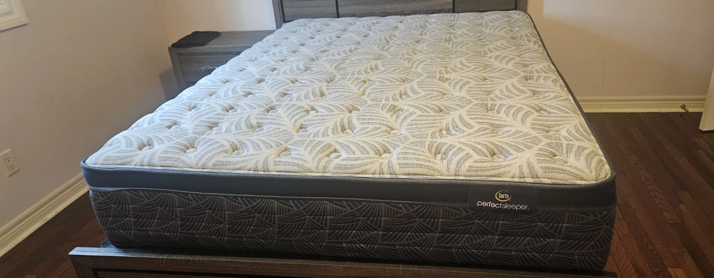 Gray Queen bedroom set - photo 4