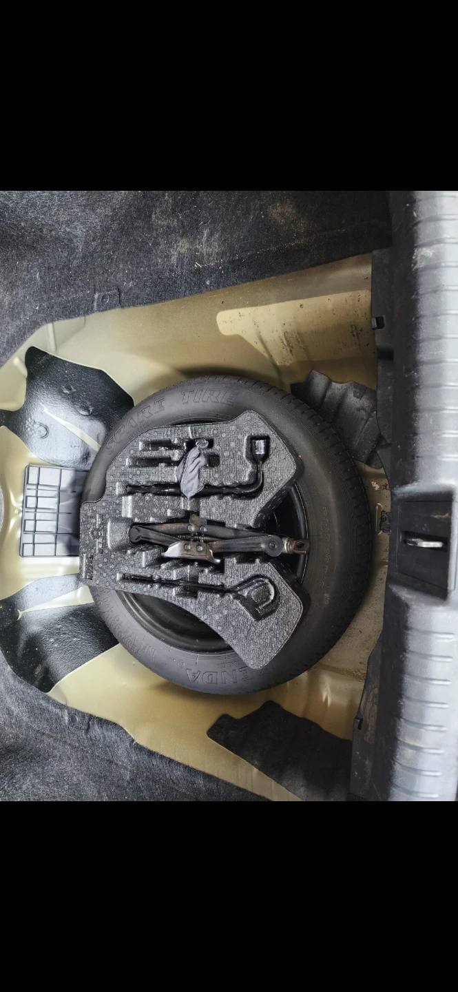 Honda Civic Spare Tire and Tools - photo 2