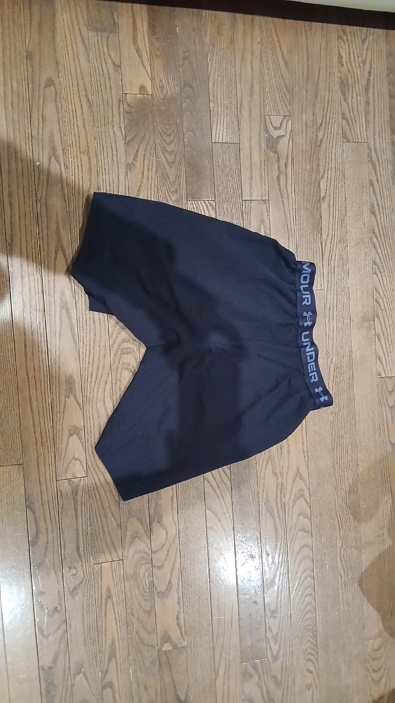 Under Armour Black Athletic Shorts Size S