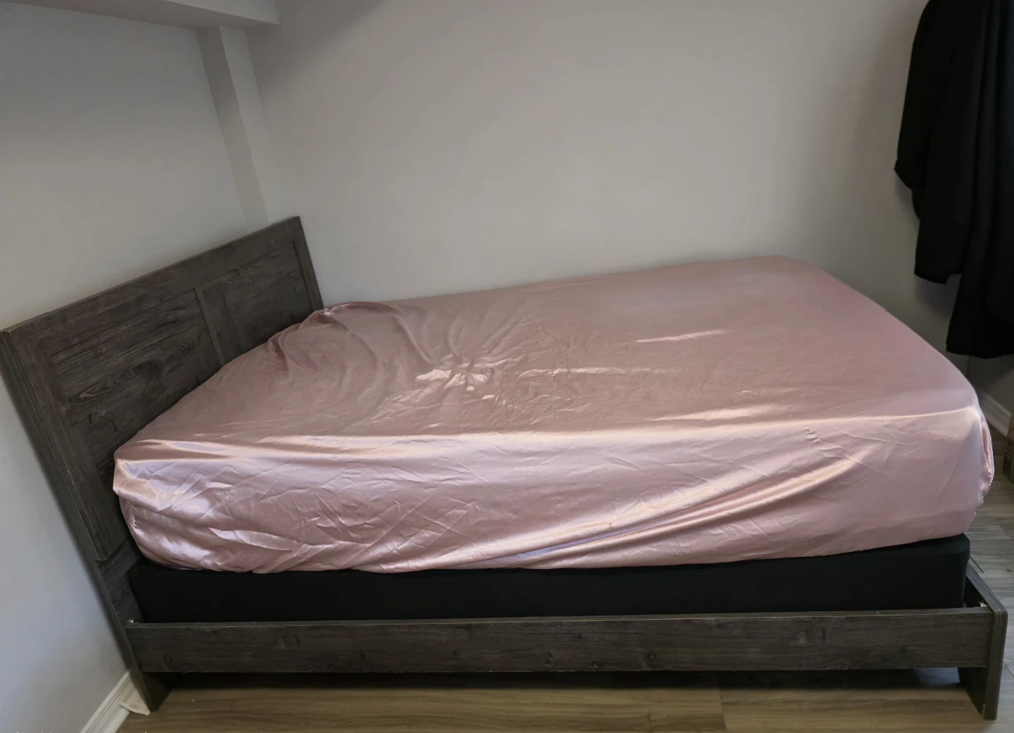 King Size Bed Frame with Headboard and a  mattress - photo 2