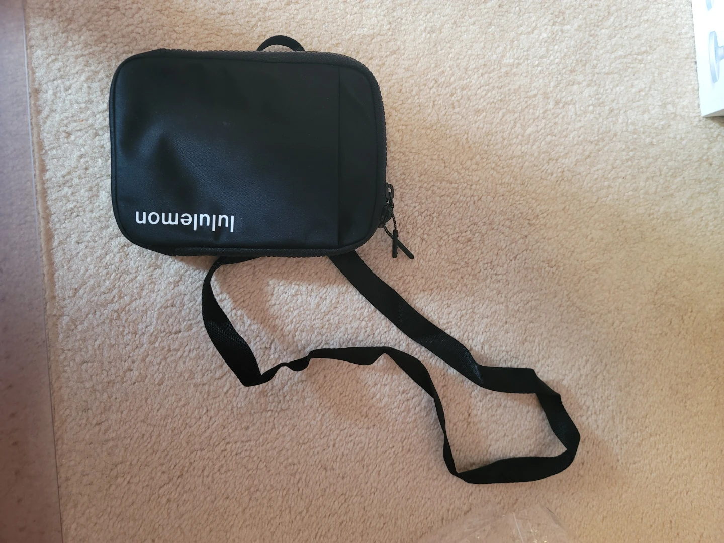 Lululemon Black Mini Cross bag - photo 2